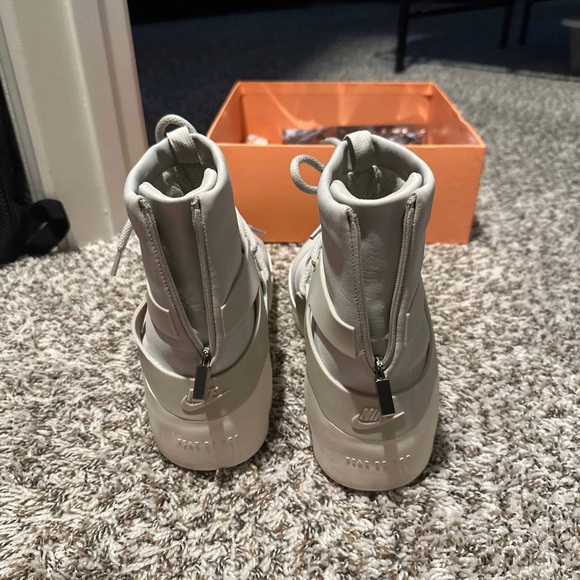 nike fear of god 1 light bone - Picture 3 of 7